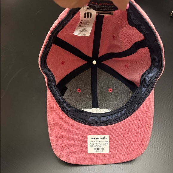 NWT Travis Mathew Fitted Cap L/XL - Picture 9 of 12